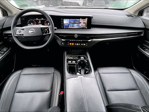 Certified 2025 Nissan Murano SV image 21