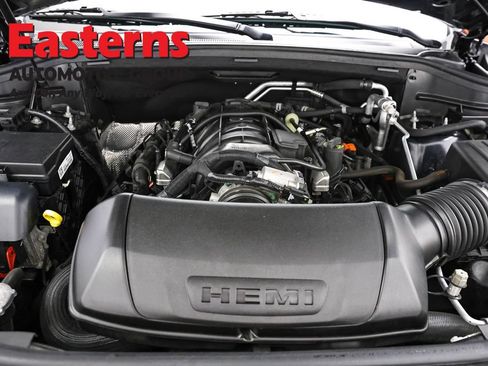 Used 2024 Dodge Durango R/T AWD/4WD image 7