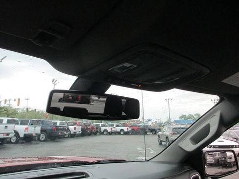 Used 2020 GMC Sierra 1500 SLT w/ X31 Off-Road Package image 30