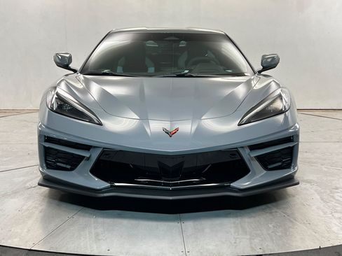 Used 2025 Chevrolet Corvette Stingray Preferred Cpe w/ Z51 Performance Package RWD image 9