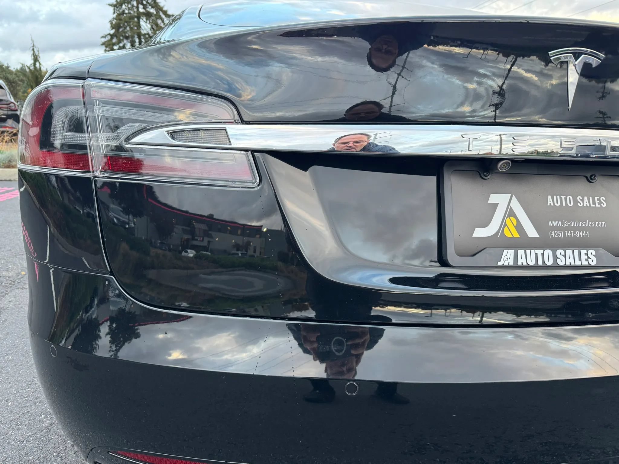 Used 2017 Tesla Model S 75D AWD/4WD image 9