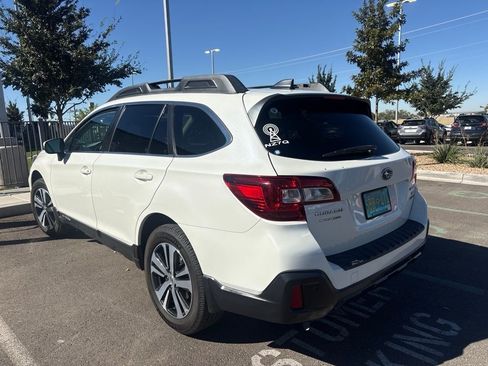 Used 2019 Subaru Outback 3.6R Limited w/ Popular Package #2 AWD/4WD image 5