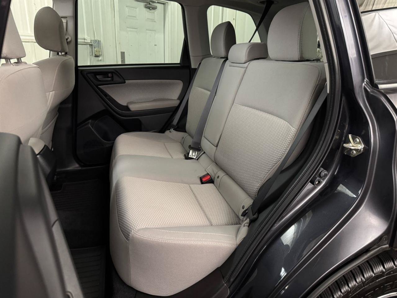 Used 2018 Subaru Forester 2.5i Premium AWD/4WD image 8