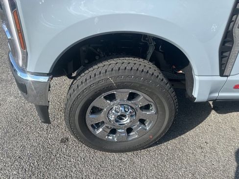 New 2026 Ford F350 King Ranch w/ Chrome Package image 10