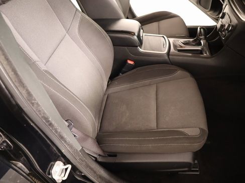Used 2022 Dodge Charger SXT image 12