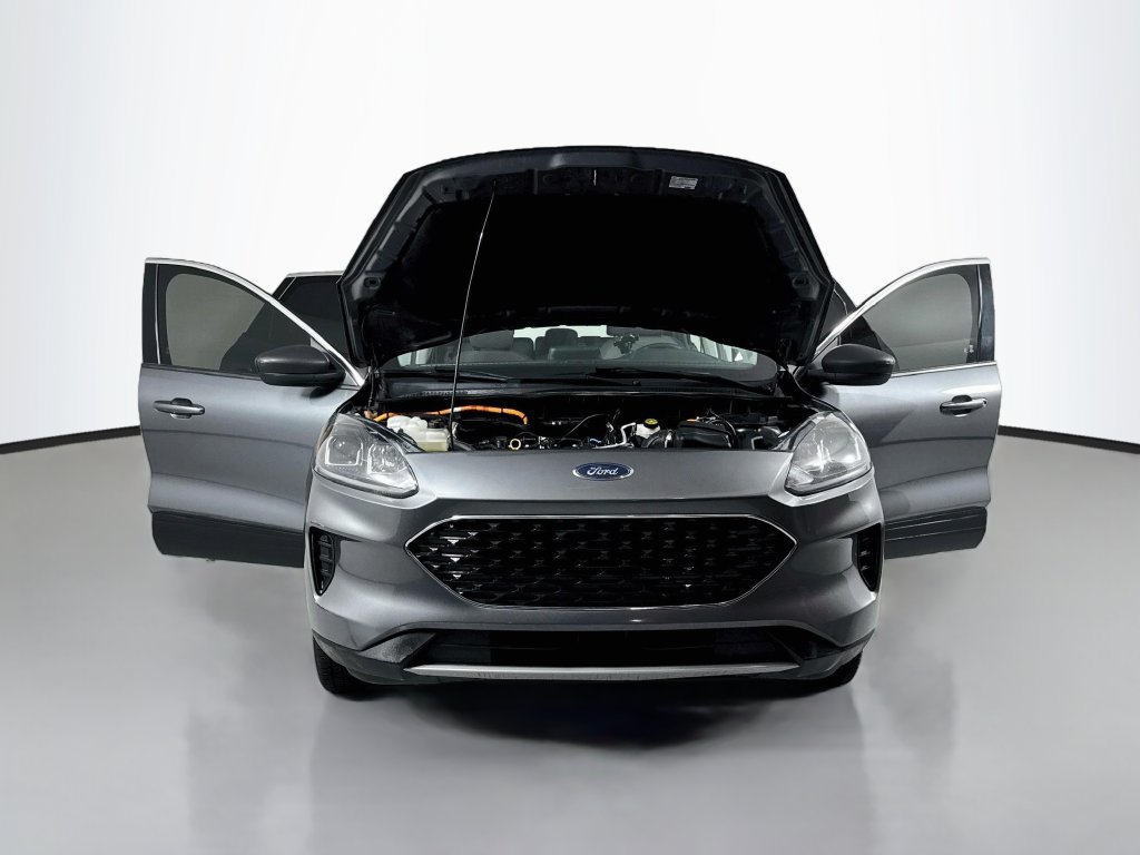 Used 2022 Ford Escape SE w/ Cold Weather Package FWD image 18