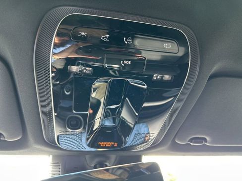 Used 2024 Mercedes-Benz GLC 300 4MATIC image 34