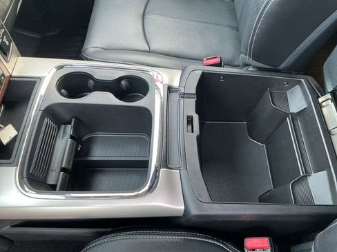 Used 2018 RAM 1500 Laramie w/ Convenience Group image 30