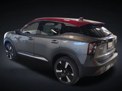 New 2026 Nissan Kicks SR w/ SR Premium Package AWD/4WD image 9