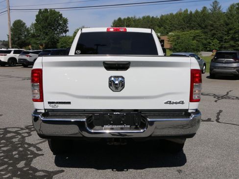Used 2024 RAM 2500 Big Horn AWD/4WD image 4