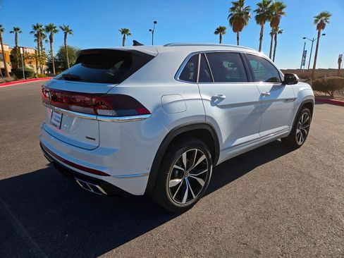 New 2026 Volkswagen Atlas Cross Sport SEL Premium R-Line AWD/4WD image 4