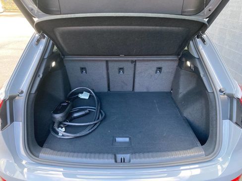 Used 2023 Audi Q4 e-tron Premium Plus image 21