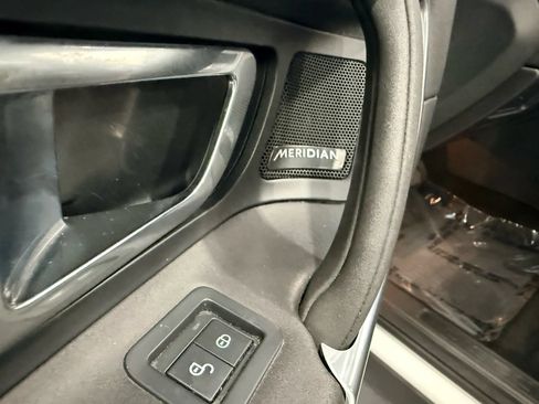Used 2017 Land Rover Discovery Sport SE AWD/4WD image 23