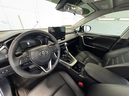 Used 2025 Toyota RAV4 XLE Premium w/ Weather Package AWD/4WD image 14