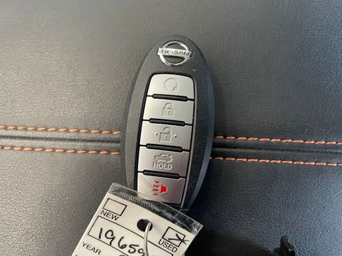Certified 2022 Nissan Sentra SR w/ Lighting Package FWD image 18