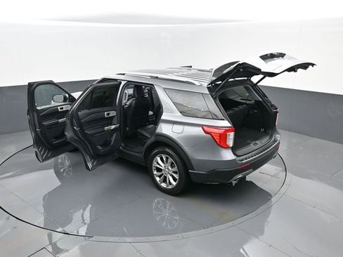 Used 2023 Ford Explorer Limited image 29