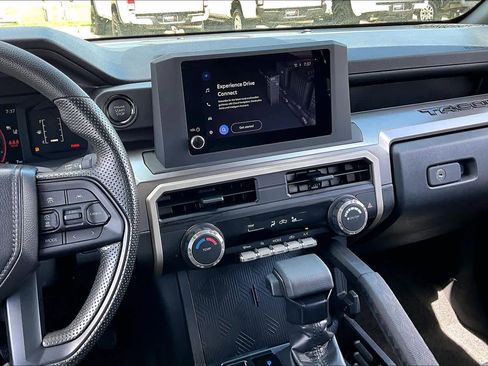 Certified 2025 Toyota Tacoma SR5 image 7