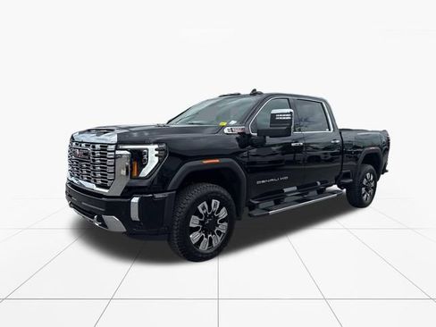 New 2026 GMC Sierra 2500 Denali w/ Denali Reserve Package AWD/4WD image 3