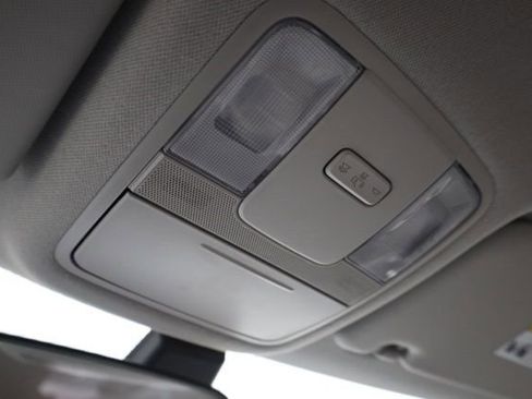 Used 2025 Kia Soul LX image 28