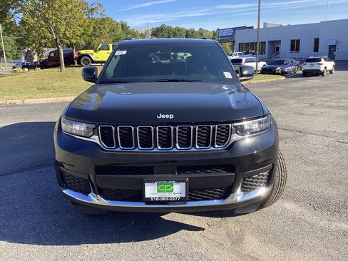 New 2025 Jeep Grand Cherokee L Laredo w/ Luxury Tech Group I image 2