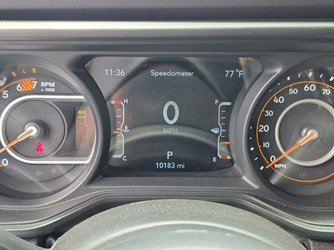 Used 2024 Jeep Wrangler Unlimited Rubicon 392 AWD/4WD image 10