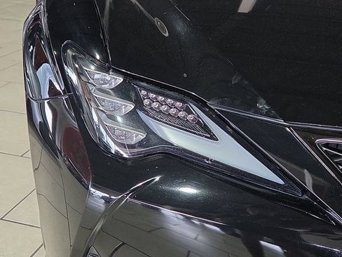 Used 2019 Lexus RC 350 F Sport w/ Accessory Package RWD image 8