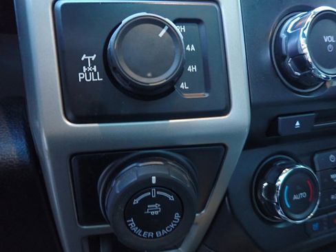 Used 2016 Ford F150 Lariat image 32