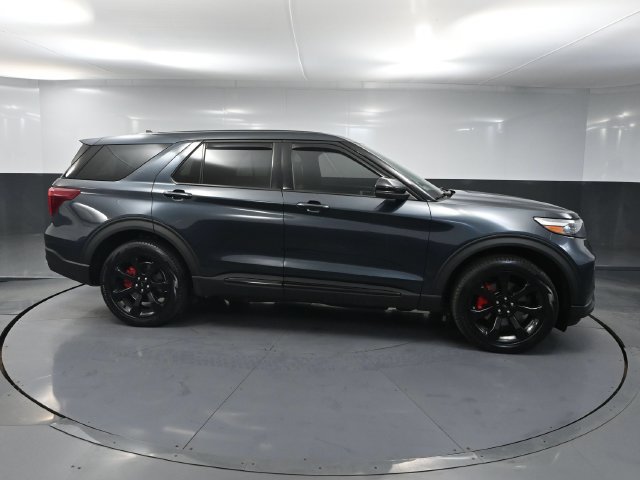 Used 2022 Ford Explorer ST w/ ST Street Pack AWD/4WD image 3