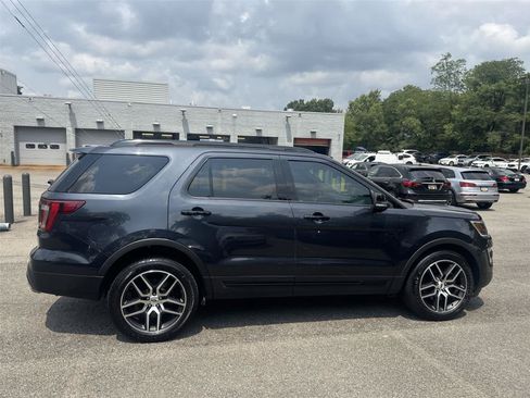 Used 2017 Ford Explorer Sport w/ Equipment Group 401A AWD/4WD image 6