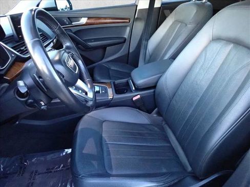 Used 2018 Audi Q5 2.0T Premium w/ Convenience Package image 12