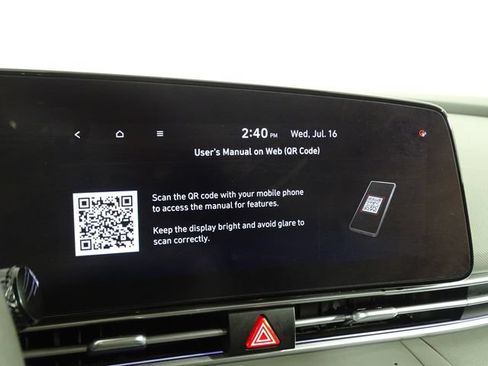 Used 2024 Hyundai Elantra SEL FWD image 37