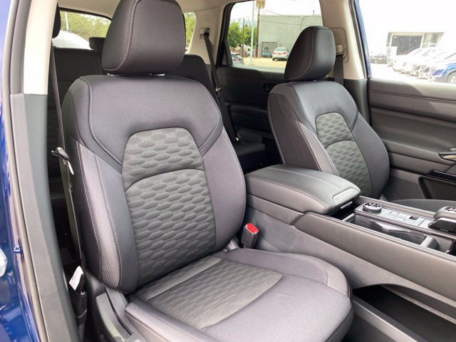 New 2026 Nissan Pathfinder SV AWD/4WD image 9