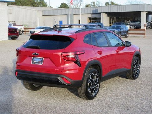 New 2026 Chevrolet Trax RS image 5