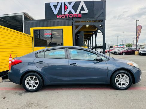 Used 2015 Kia Forte LX w/ Popular Package FWD image 4