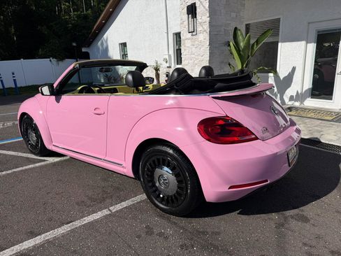 Used 2014 Volkswagen Beetle 1.8T FWD image 10