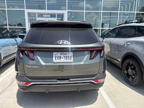 Used 2022 Hyundai Tucson SEL w/ Convenience + Premium Package FWD image 6