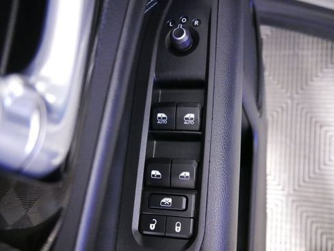 Certified 2024 Jeep Compass Latitude w/ Convenience Group AWD/4WD image 22