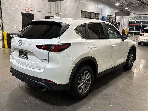 Certified 2023 MAZDA CX-5 AWD 2.5 S w/ Preferred Package image 4