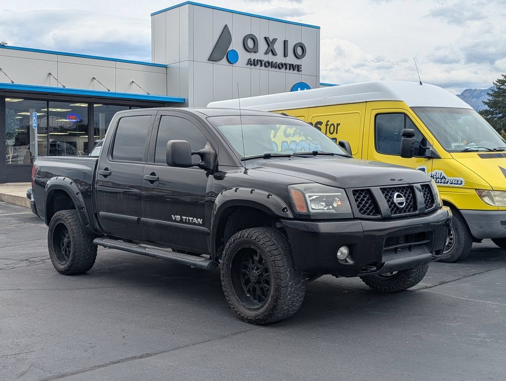 Used 2013 Nissan Titan 4x4 Crew Cab image 1