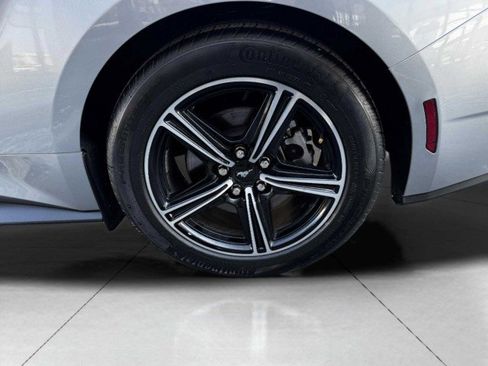 Used 2025 Ford Mustang Premium image 54