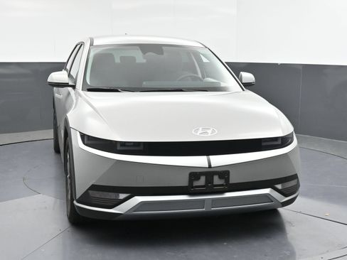 Used 2024 Hyundai Ioniq 5 SEL RWD image 2