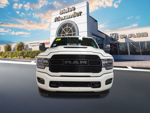 Certified 2024 RAM 2500 Limited image 13