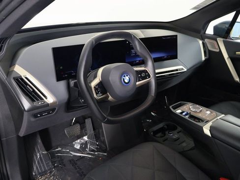 Used 2023 BMW iX M60 w/ Executive Package image 7