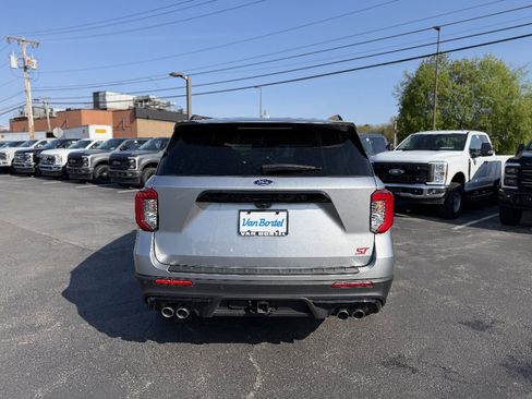 Used 2020 Ford Explorer ST w/ ST Street Pack AWD/4WD image 5