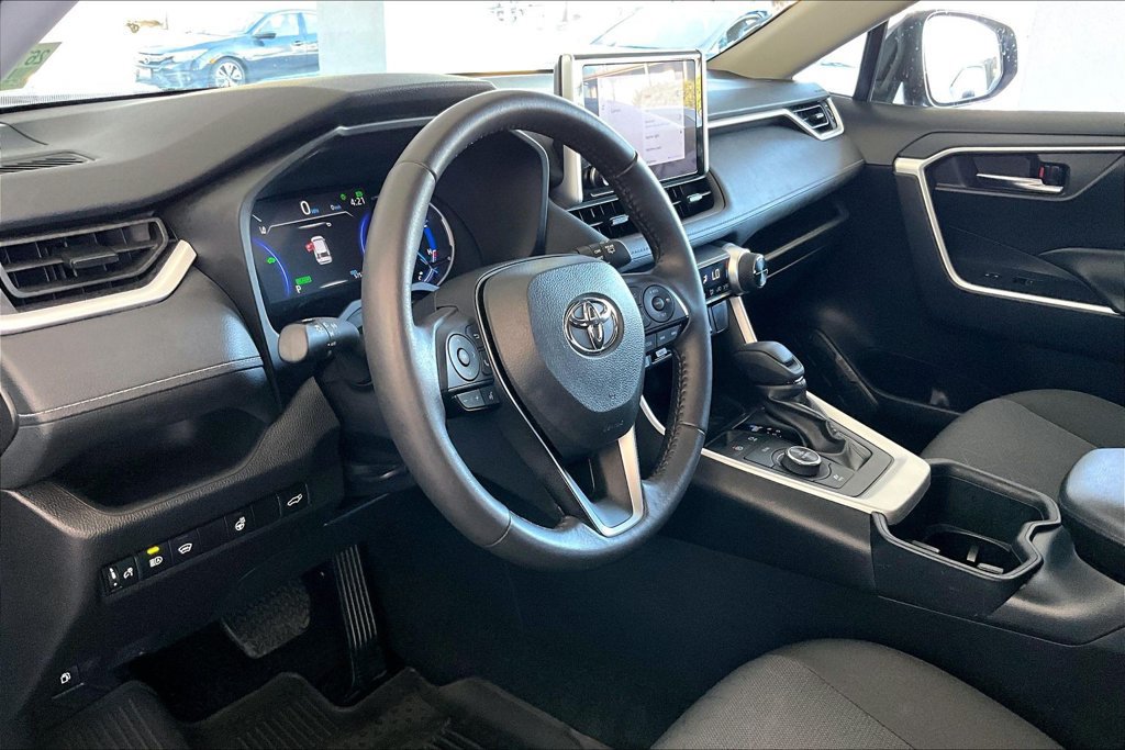 Certified 2024 Toyota RAV4 XLE w/ Convenience Package AWD/4WD image 17