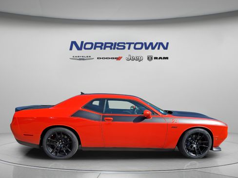 Certified 2023 Dodge Challenger R/T Scat Pack w/ T/A Package RWD image 7