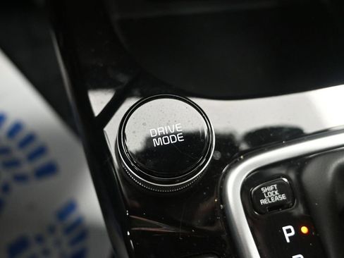 Certified 2026 Kia Seltos S image 25