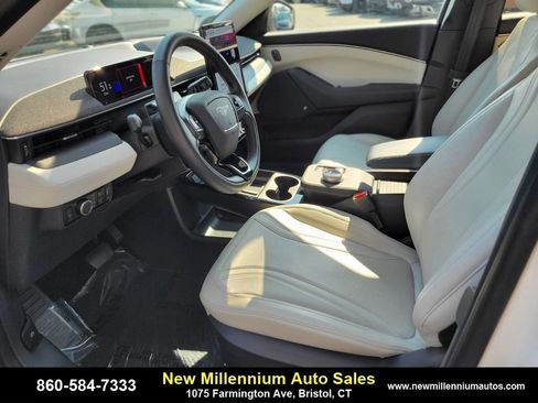 Used 2024 Ford Mustang Mach-E Premium image 18