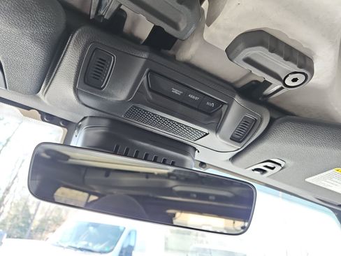 New 2025 Jeep Wrangler Sahara image 30