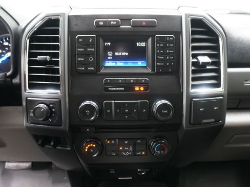 Used 2017 Ford F250 XLT w/ XLT Value Package AWD/4WD image 20